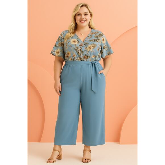 BloomChic Pants - 2X 18 20 Plus Size BloomChic Floral Surplice Pocket Jumpsuit Zipper Belted RARE